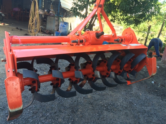 โลตาลี่ตราช้างสวยๆ 135 เมตร