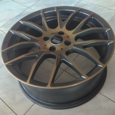 แม็กซ์ SSW มือสองสภาพดีมาก ขอบ 17-7 4รู100 ทั้งชุด 9,500