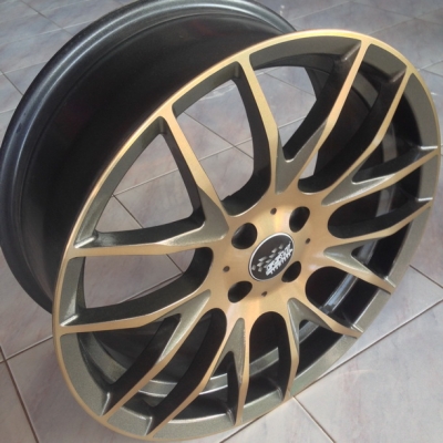 แม็กซ์ SSW มือสองสภาพดีมาก ขอบ 17-7 4รู100 ทั้งชุด 9,500