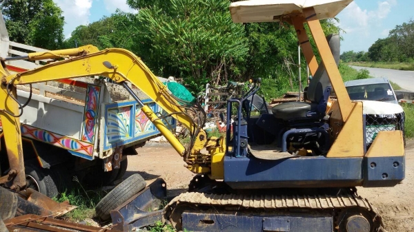 ด่วน!!!! KOMUTSU PC20-6 ราคาต่อรองได้