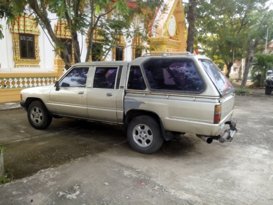 ขายกะบะ HILUX HERO สี่ประตู LN56 ขายกะบะ HILUX HERO สี่ประตู LN56