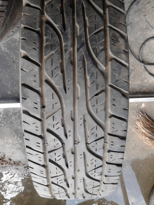 30X9.50R15LT  DUNLOP GRANDTREK AT3 ตัวหนังสือขาว   มี 1 เส้น  TEL.081-427-3941