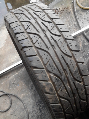 30X9.50R15LT  DUNLOP GRANDTREK AT3 ตัวหนังสือขาว   มี 1 เส้น  TEL.081-427-3941