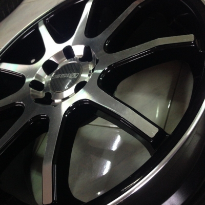 แม็กซ์มือสองสภาพดี ขอบ 17x7JJ 4H100-114.3 ทั้งชุด 9,500