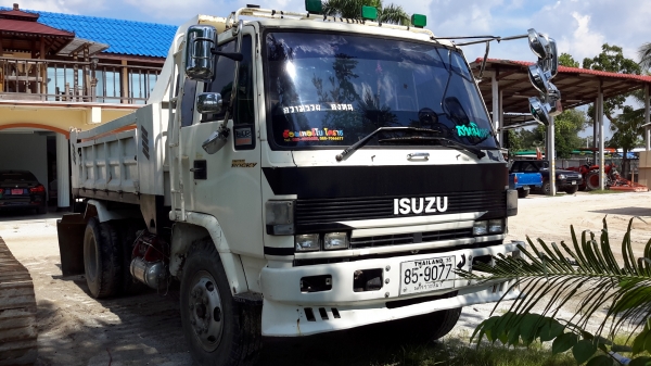 ขายหกล้อดั้มพ์