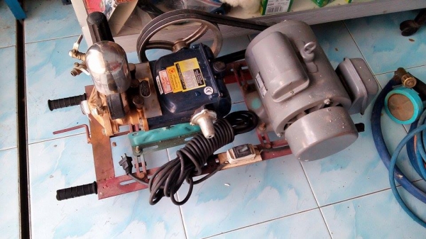 ขายเครื่องฉีดน้ำแรงดันสูง ตราเพชร มือสอง ราคาถูก ครับ