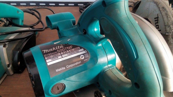 ขายเลื่อยวงเดือน 7" MAKITA 5007NF มือสอง