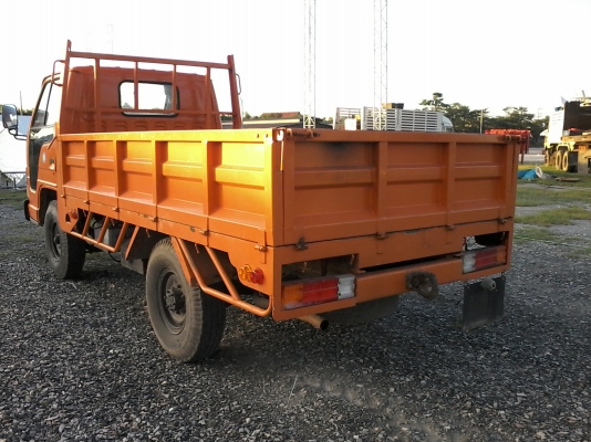 ขาย 4 ล้อ สภาพสวยมากเครื่อง 88 กระจกไฟฟ้า พวงมาลัยเพาเวอร์กระบะเหล็กเปิดได้ทุกบาน