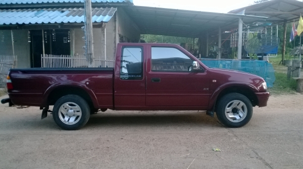 ขายอีซุซุดราก้อน 2.5 TURBO ขายอีซุซุดราก้อน 2.5 TURBO