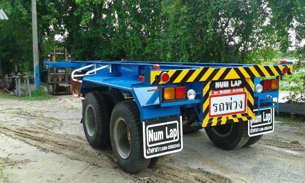 LOW BED 3 เพลา พื้นปิดสูง 1.15x2.5x12.5 เมตร  ติดต่อคุณนริศ 081-733-5156