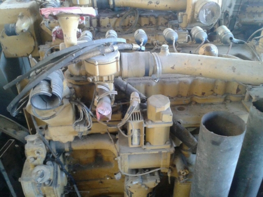 ขาย เครื่อง CAT 3306 มี 2 เครื่อง นะครับ ตัวใช้ GAS กับตัวใช้น้ำมัน