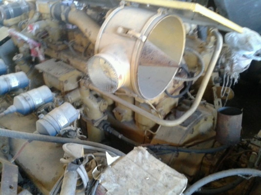 ขาย เครื่อง CAT 3306 มี 2 เครื่อง นะครับ ตัวใช้ GAS กับตัวใช้น้ำมัน