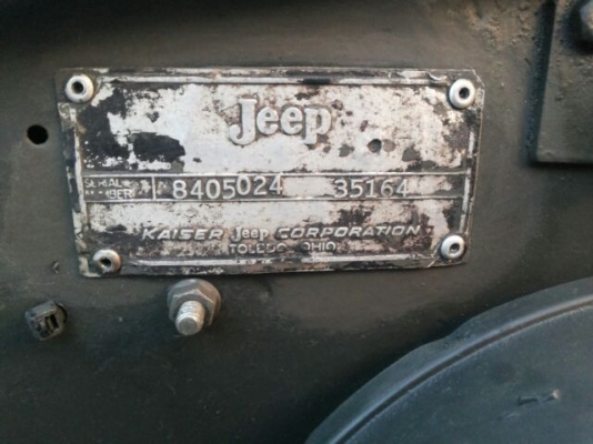 ขายด่วน JEEP หน้ากบ CJ6 ทะเบียนแท้ 4 WD ภาษีเต็ม