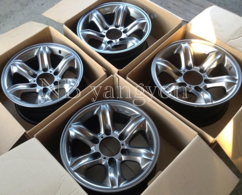 ล้อแม็ก เล็บเหยี่ยว isuzu แท้ ขอบ 16 (ชุดที่สองสี ไฮเปอร์แบล็ค)