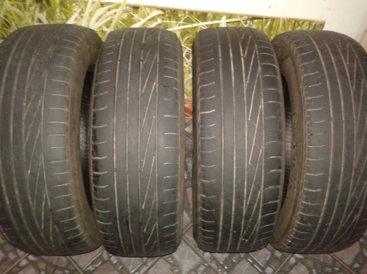 ขายยางGOODYEAR 195-65-R15ปี 2013 ถูกๆ 4 เส้น
