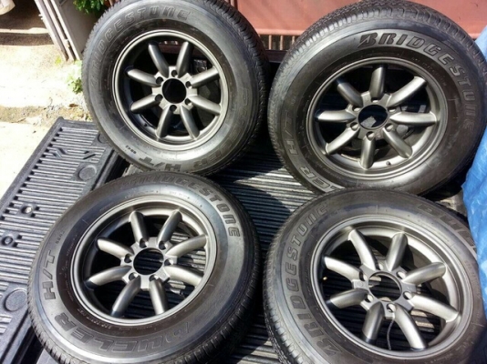 ล้อกล้วย 6 รู พร้อมยาง ล้อกล้วย 6 รู พร้อมยาง