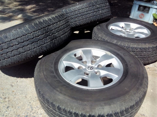 ขายครัฟแม็ควีโก้ 265-70-16 ปี13 ลูกค้าเทรินมาดอกแน่นๆ 13900 โทร0898128457 ดูของได้ที่คลอง2คลองหลวง ขายครัฟแม็ควีโก้ 265-70-16 ปี13 ลูกค้าเทรินมาดอกแน่นๆ 13900 โทร0898128457 ดูของได้ที่คลอง2คลองหลวง