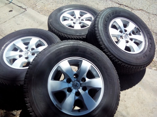 ขายครัฟแม็ควีโก้ 265-70-16 ปี13 ลูกค้าเทรินมาดอกแน่นๆ 13900 โทร0898128457 ดูของได้ที่คลอง2คลองหลวง ขายครัฟแม็ควีโก้ 265-70-16 ปี13 ลูกค้าเทรินมาดอกแน่นๆ 13900 โทร0898128457 ดูของได้ที่คลอง2คลองหลวง