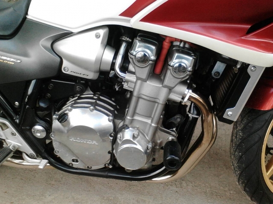 ขาย CB 1300 ปี 05 อินวอย สพม ราคา 185000