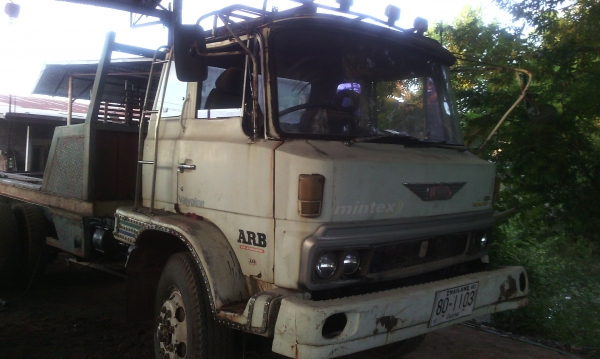 ขายด่วนรถ10สิบล้อKT925เครืองEH700หางเทนเลอร์ลากแบคโฮ