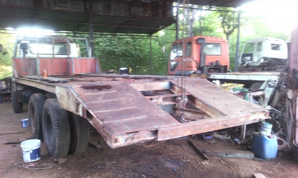 ขายด่วนรถ10สิบล้อKT925เครืองEH700หางเทนเลอร์ลากแบคโฮ