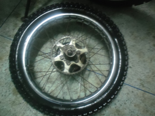 ขายดุมล้อหลัง Dt125 ยกชุดใส่ใช้งานใด้เลย