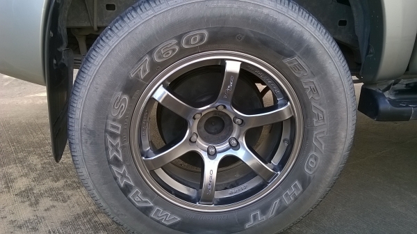 ขายครับ ล้อแม๊กซ์เลนโซ่ RTA 17" พร้อมยาง 265/70/17