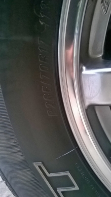 ขายครับ ล้อแม๊กซ์เลนโซ่ RTA 17" พร้อมยาง 265/70/17