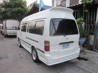 รถตู้สวย พร้อมใช้