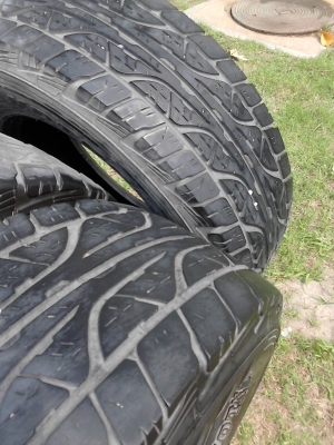 265/70R16 DUNLOP GRANDTREK AT3 ตัวหนังสือขาว ชุด 4 เส้น  TEL.081-427-3941