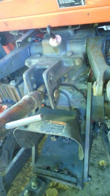 **380,000 บ.ต่อรอง**ขายรถไถ2เพลาส้มๆ สวยๆเดิมบาง KUBOTA M5000SU 4WD เครื่องเดิมเกียร์เดิม ปั้มเดิม ใช้งานน้อย 1,4xx ชั่วโมง เครื่อง50แรงแน่นๆ แห้งๆ แรงดี ไม่เคยแกะ เกียร์ไม่มีหอน ปั้มดีไม่มีเยิ้ม ทำงานดี เร็ว คล่องตัว ช่วงล่าง80-90\% แน่นๆ ยางสวย4เส้น พร้อ **380,000 บ.ต่อรอง**ขายรถไถ2เพลาส้มๆ สวยๆเดิมบาง KUBOTA M5000SU 4WD เครื่องเดิมเกียร์เดิม ปั้มเดิม ใช้งานน้อย 1,4xx ชั่วโมง เครื่อง50แรงแน่นๆ แห้งๆ แรงดี ไม่เคยแกะ เกียร์ไม่มีหอน ปั้มดีไม่มีเยิ้ม ทำงานดี เร็ว คล่องตัว ช่วงล่าง80-90\% แน่นๆ ยางสวย4เส้น พร้อ