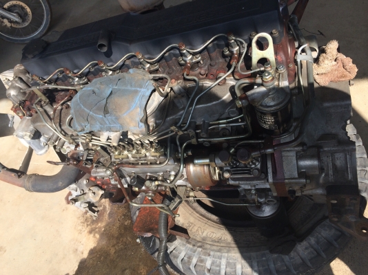 เครื่องยนต์ Isuzu 195 แรง ซื้อเก่านอกมา ไม่ค่อยได้ใช้