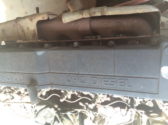 เครื่องยนต์ Isuzu 195 แรง ซื้อเก่านอกมา ไม่ค่อยได้ใช้