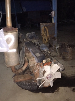 เครื่องยนต์ Isuzu 195 แรง ซื้อเก่านอกมา ไม่ค่อยได้ใช้