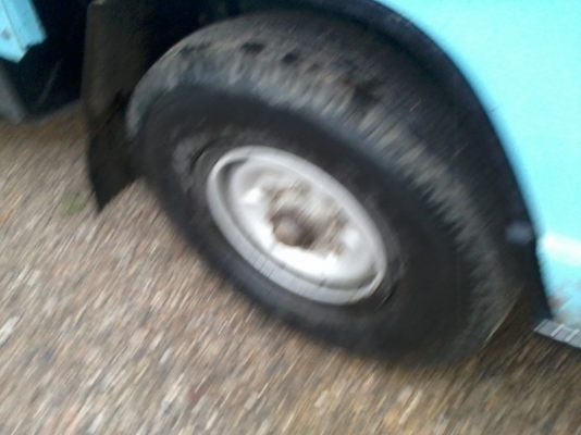 4 ล้อ อีซุสุ NKR   88 แรงม้า (เดิมๆๆ ห้างแท้) รถสวยสะอาด   พร้อมใช้งาน   เล่มพร้อม.....