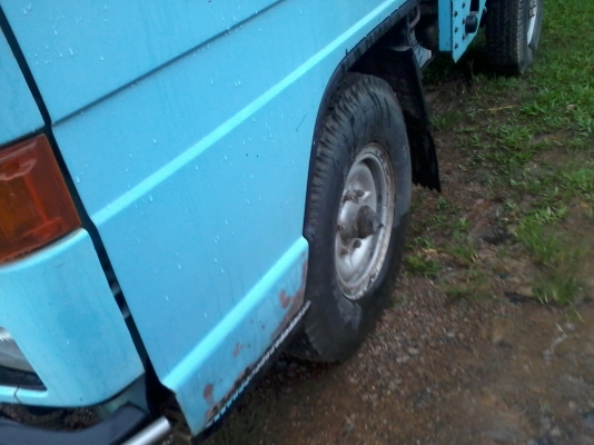 4 ล้อ อีซุสุ NKR   88 แรงม้า (เดิมๆๆ ห้างแท้) รถสวยสะอาด   พร้อมใช้งาน   เล่มพร้อม.....