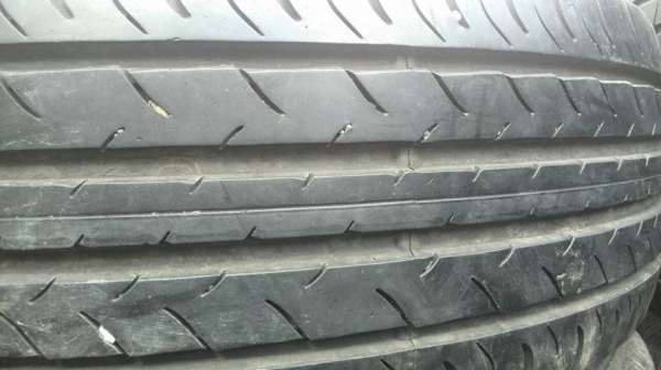 ยาง DUNLOP SP Maxx050 225-60-18 ปี13 สภาพกริ๊ป. เนื้อนิ่ม คู่ละ 3,000 บาท