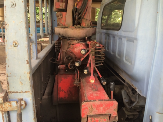 6ล้อ110แรงติดเครน3ตันUNIC รถสภาพดี ภาษีเต็ม..(รถใช้ส่วน ใช้ในสวน)