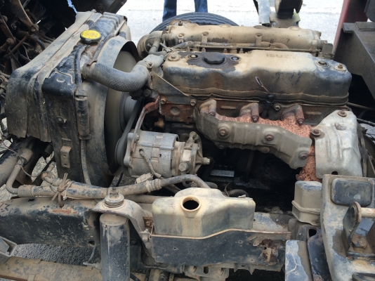 6ล้อ110แรงติดเครน3ตันUNIC รถสภาพดี ภาษีเต็ม..(รถใช้ส่วน ใช้ในสวน)