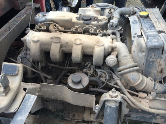 6ล้อ110แรงติดเครน3ตันUNIC รถสภาพดี ภาษีเต็ม..(รถใช้ส่วน ใช้ในสวน)