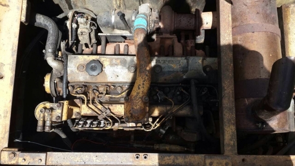 ขายรถแบคโฮ KOMATSU พร้อมใช้งาน ถูกๆๆ