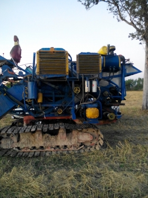 ขายขาดตัวรถเกี่ยวข้าว160000บาท