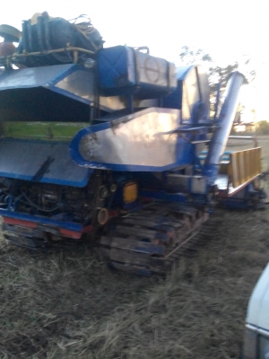 ขายขาดตัวรถเกี่ยวข้าว160000บาท