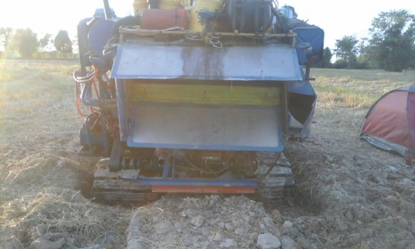 ขายขาดตัวรถเกี่ยวข้าว160000บาท