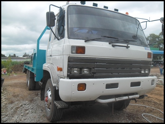 หัวลาก UD หางปลา หัวลาก UD หางปลา