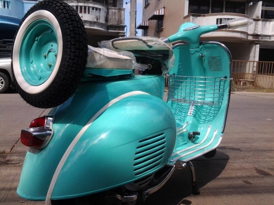 ขาย vespa 64อินเดีย สีเขียวอ่อน no book เอกสารอินวอยครับ รถประกอบใหม้ทั้งคันครับ เครื่องผ่าใหม่ สีทำใหม่ครับ อุปกรณ์ใหม่ครับ รถพร้อมใช้ครับ ไม่ต้องรอนานครับ รถอยู่ชัยนาทครับ สนใจติดต่อ 0826336557 โป้งครับ รับเทรินทุกรุ่นครับ