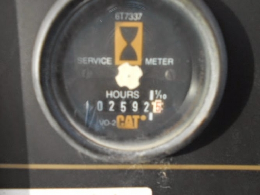 รถตักCAT  910F  1YK03410 โทร 098-858-5524 สามภพ ครับ