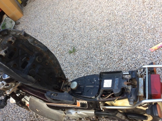 ชาลีรุ่นCDIโรงงานมีเอกสารอินวอยซ์แท้สภาพเดิมพร้อมเก็บประกวดขาย11500บาท