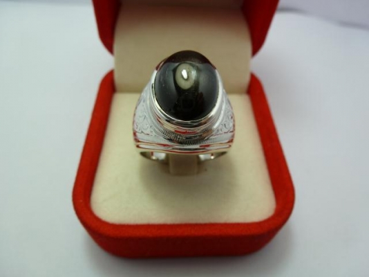 แหวนชายเงินแท้พลอยสตาร์อินเดียเม็ดใหญ่