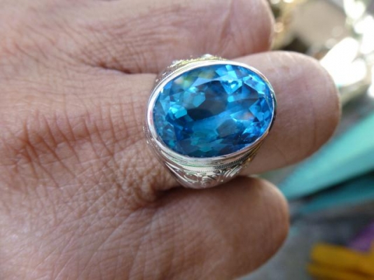 แหวนชายเงินแท้พลอยบลูโทพาสแท้